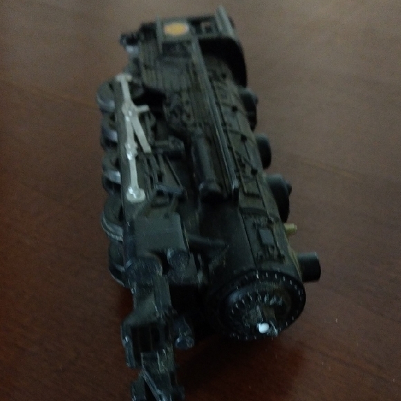 Black Model Train with Shell Logo - Picture 3 of 3